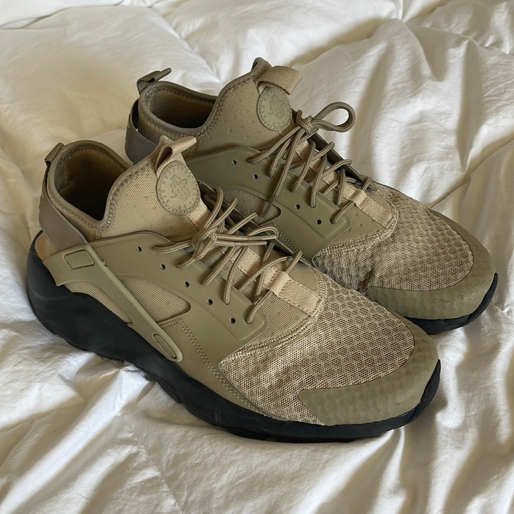 Nike Huarache Shoes
